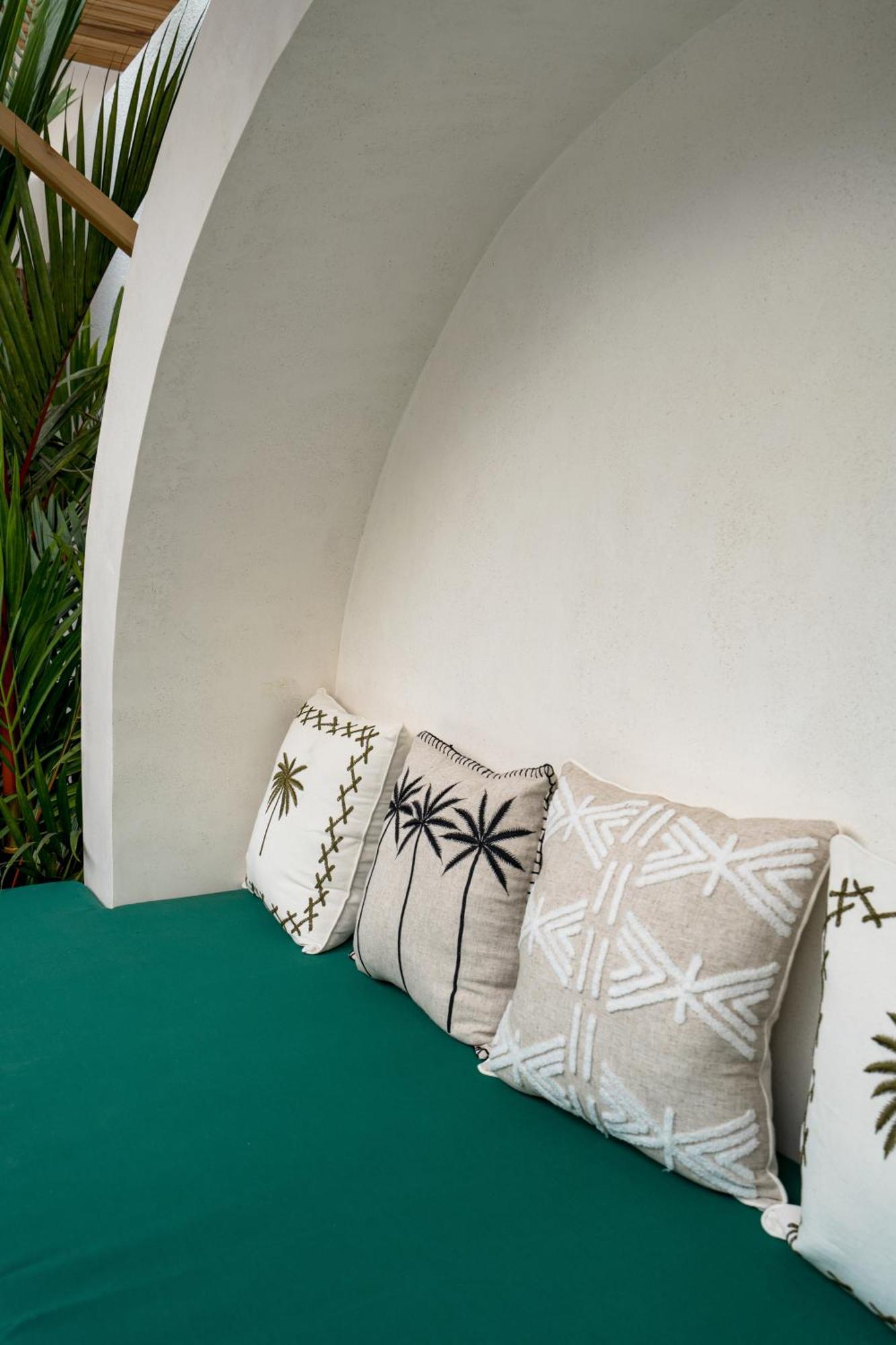 Villa Maria - Uluwatu By Yolla Hospitality ภายนอก รูปภาพ